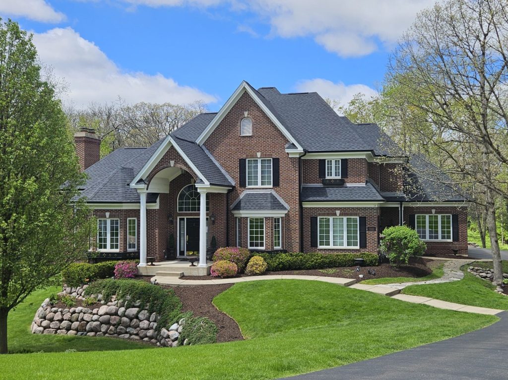 Residential & Commercial Roofing, Siding, Gutters & Windows in Illinois & Wisconsin